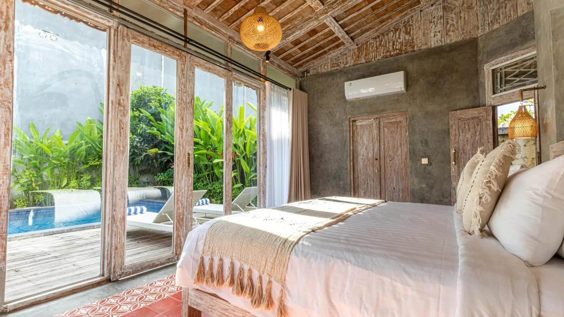 Casa Batu Belig Villa Seminyak  Seminyak (Bali)
